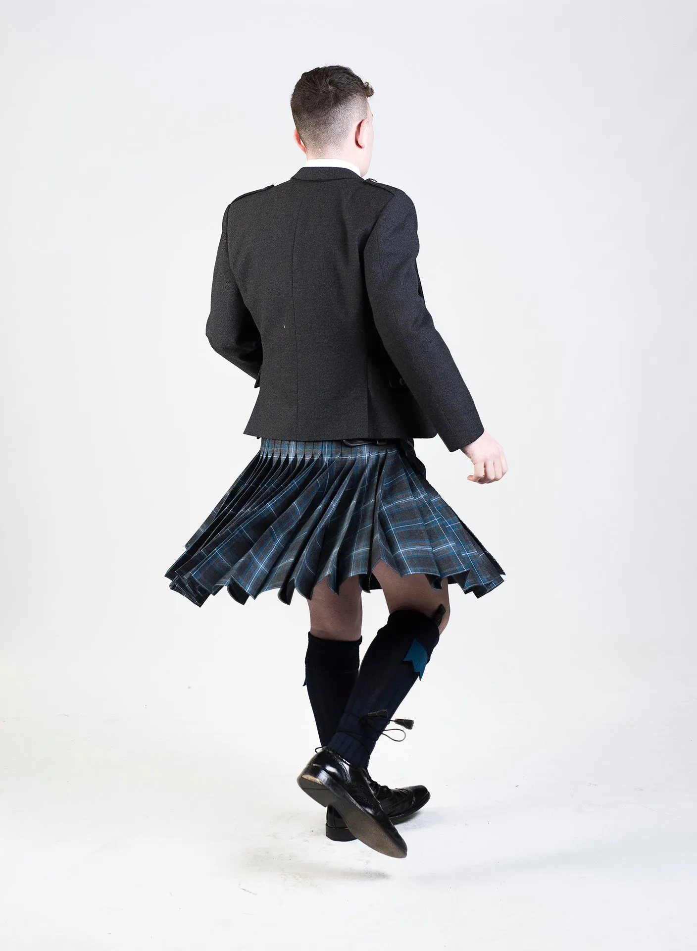 Hebridean Hoolie / Charcoal Holyrood Kilt Hire Outfit