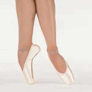 Suffolk Regent Pointe Shoes - Standard Shank